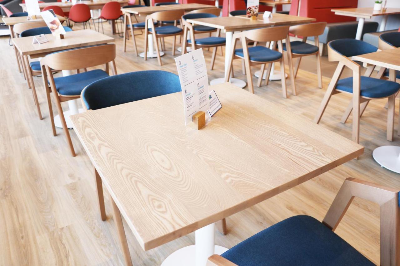 Holiday Inn Express, Chester Racecourse By Ihg Exteriör bild