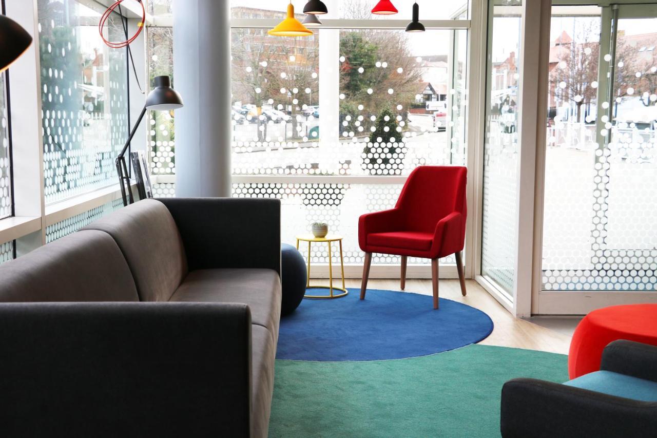 Holiday Inn Express, Chester Racecourse By Ihg Exteriör bild