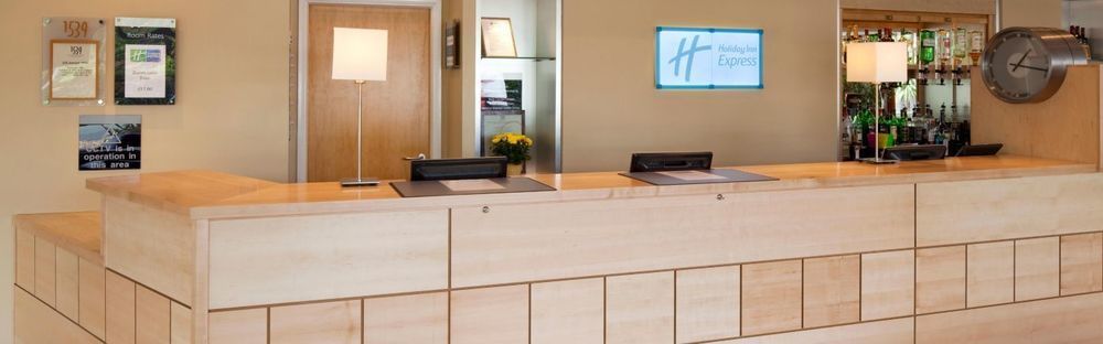 Holiday Inn Express, Chester Racecourse By Ihg Exteriör bild
